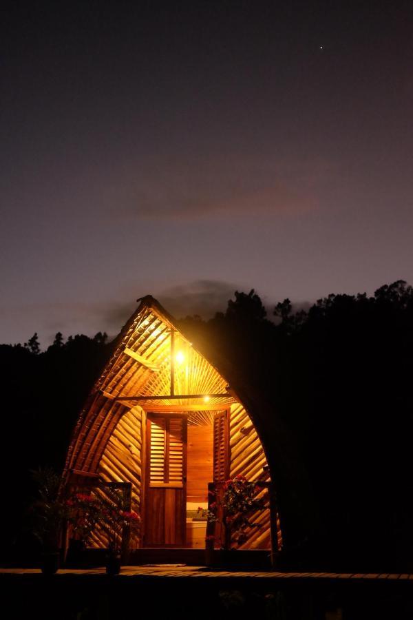 Palayan Paradise Huts San Vicente  Kültér fotó
