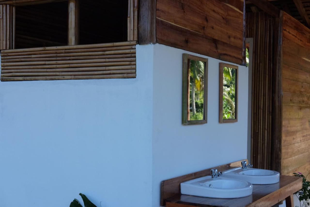 Palayan Paradise Huts San Vicente  Kültér fotó